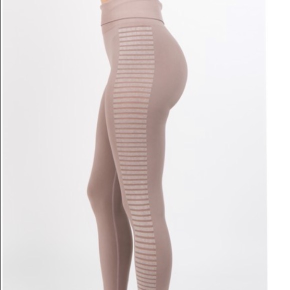 Yelete | High waisted Compression Legging Yoga - Picture 2 of 4